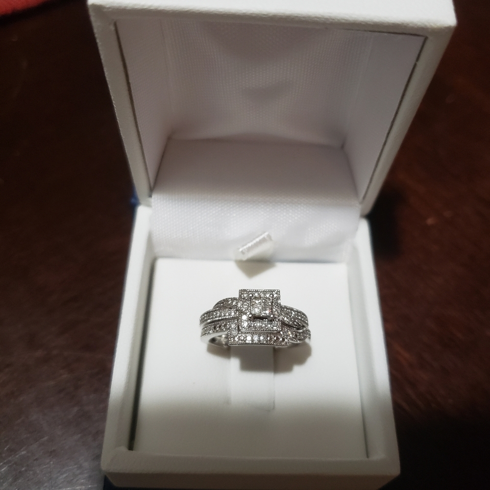 Never Worn Bridal Set